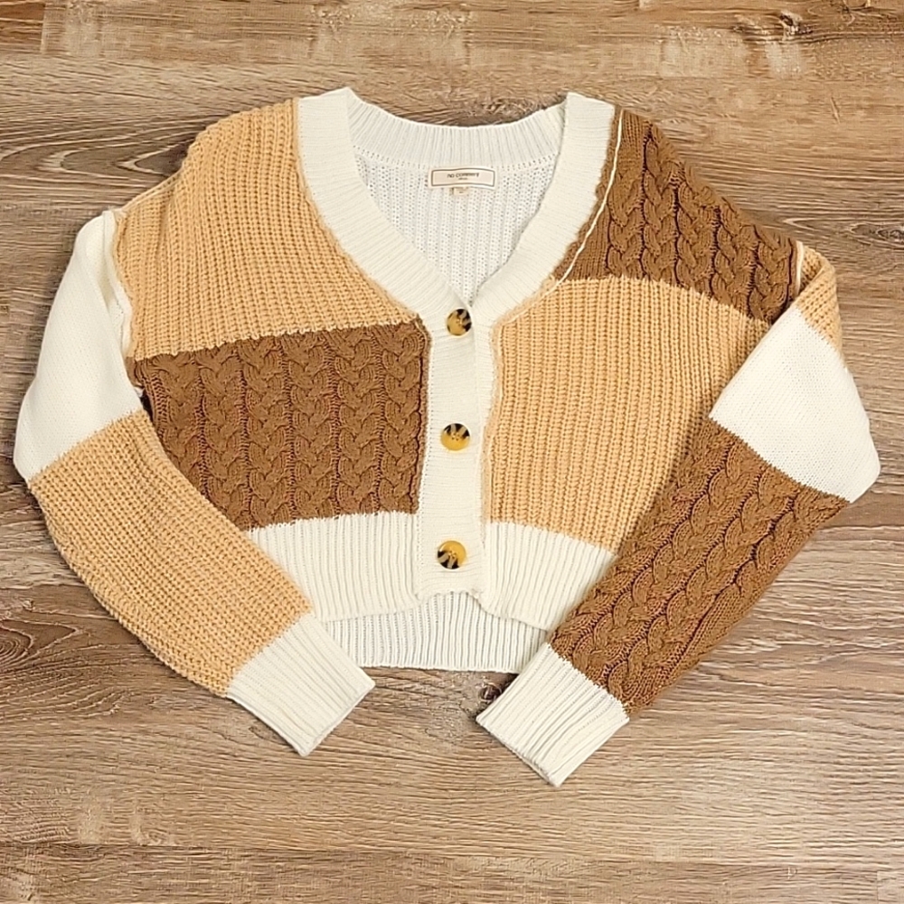 COPY - Crop Button Cardigan